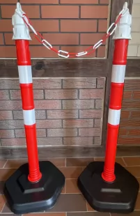 Słupek wygrodzeniowy U-12b | PCV, elastyczny, odblaskowy, czerwony